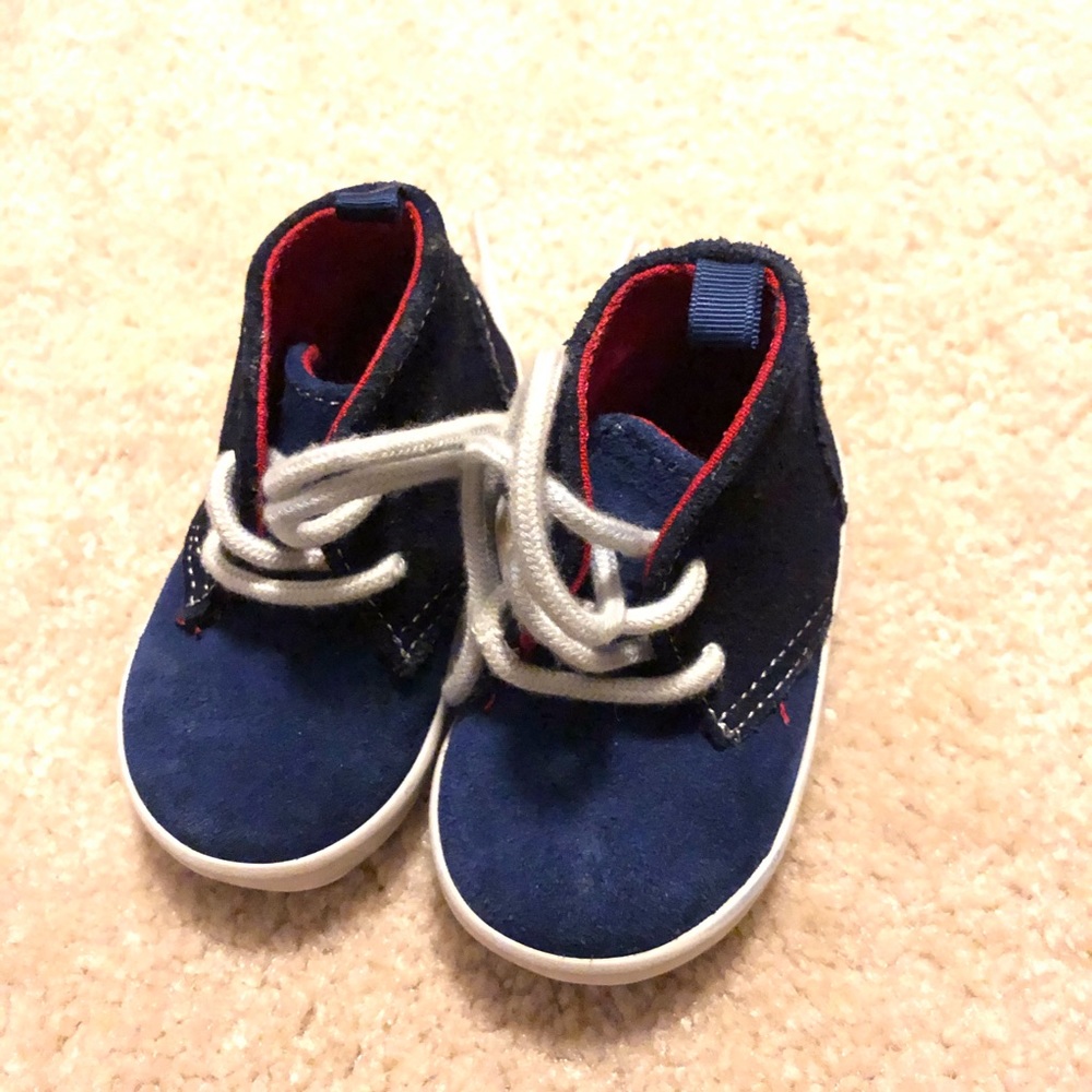 10/$25 // Baby Gap suede high tops